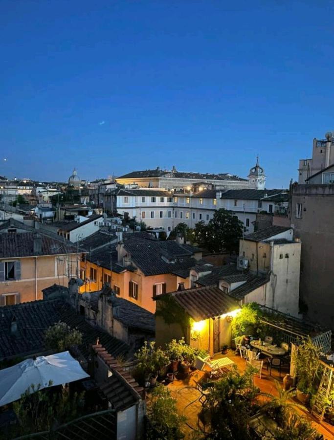 Pellegrino 75 Double Bedroom * Roma